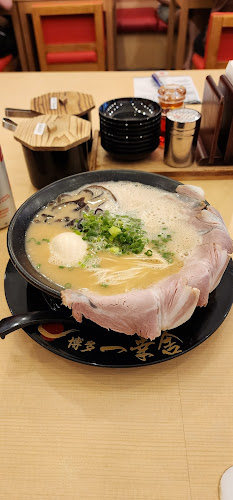 Opinii despre Hakata Ikkousha Ramen în Singapore - Hospitality and gastronomy
