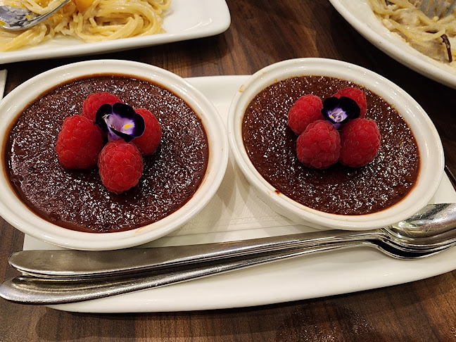 Opinii despre Poulet - VivoCity în Singapore - Hospitality and gastronomy