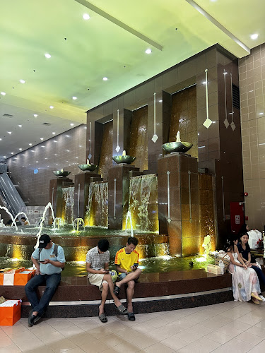 Old’s Uncle Ice Cream Stand by Walls