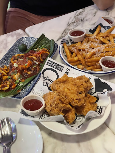 Orh Gao Taproom Craft Beer Bar - Hospitality and gastronomy