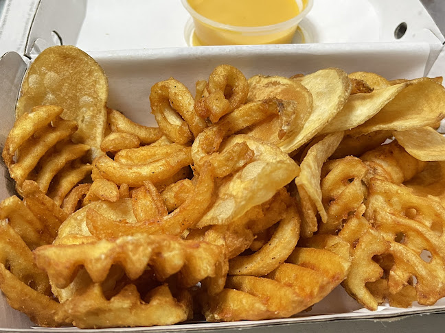 Comentarii opinii despre Arnold's Fried Chicken Marymount Branch