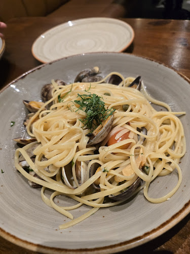 7 Binjai Park, Singapore 589821