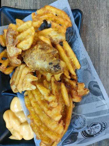 200 Victoria St, #B1 - 08 Bugis Junction, Singapore 188021