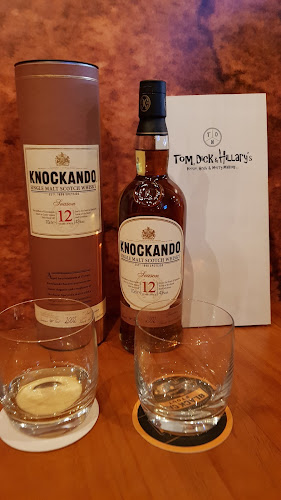 Comentarii opinii despre Tom, Dick & Hillary's