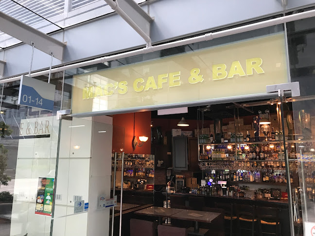 Mac's Cafe & Bar