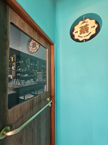 Cha Chaan Teng - Hospitality and gastronomy