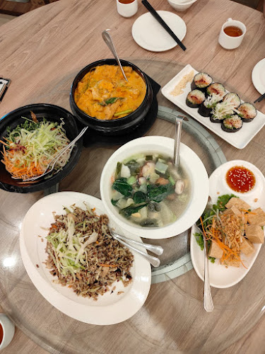 57 Lor 27 Geylang, Singapore 388184