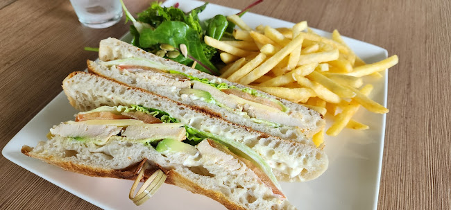 Opinii despre Vivavox în Singapore - Hospitality and gastronomy