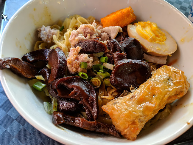 Comentarii opinii despre 鼎记 Ding Ji Teochew Noodle