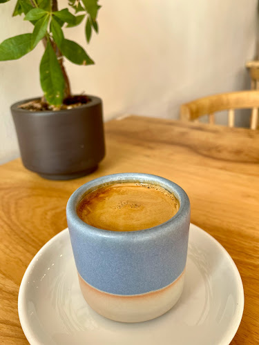 Opinii despre Humble Origins Coffee Roasters în Singapore - Hospitality and gastronomy