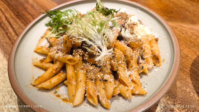 Comentarii opinii despre Surrey Hills Grocer - Woodleigh Mall (Pet Friendly)