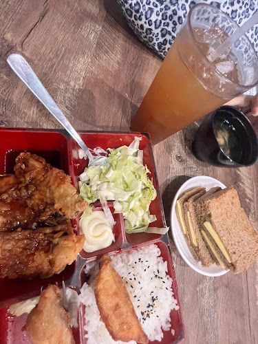 Comentarii opinii despre CGH Medical Centre Food Court