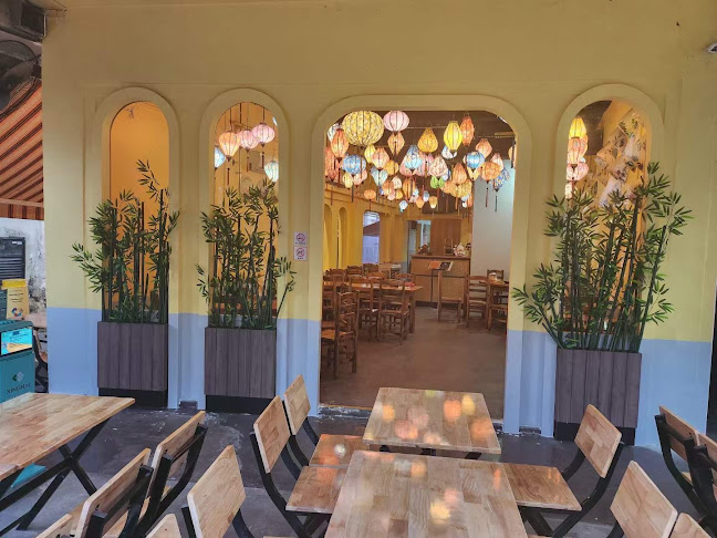 Comentarii opinii despre Viet'Spice outlet 2 - Discover Vietnam’s True Flavors – Friendly, Familiar, and Affordable