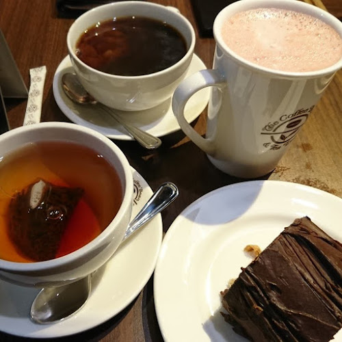 The Coffee Bean and Tea Leaf - West Mall - Hospitality and gastronomy