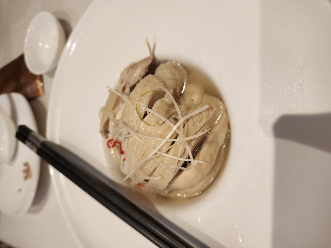 301 Upper Thomson Rd, #01-122/123, Singapore 574408