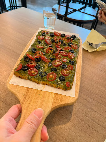 844 Sims Ave, #01-700, Singapore 400844