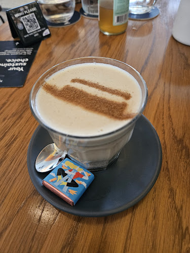 Opinii despre MERCI MARCEL EAST COAST în Singapore - Hospitality and gastronomy