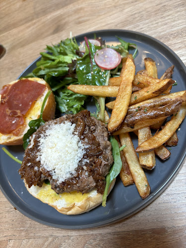 Opinii despre French Fold Telok Ayer în Singapore - Hospitality and gastronomy