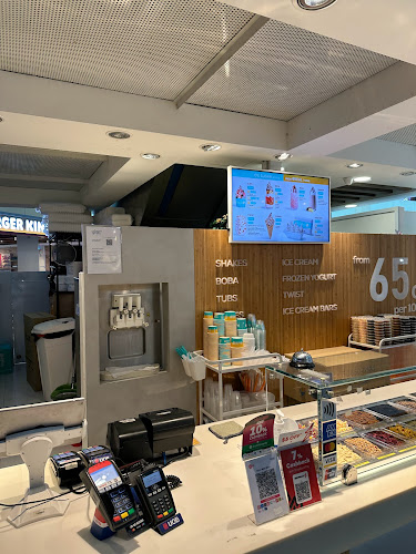 Opinii despre Yolé West Mall în Singapore - Hospitality and gastronomy