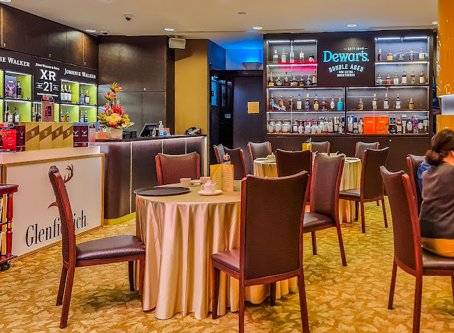 Famous Palace - Singapore