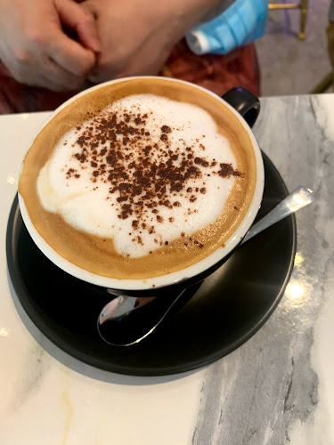 818 Choa Chu Kang Ave 1, #01-06, Singapore 680818