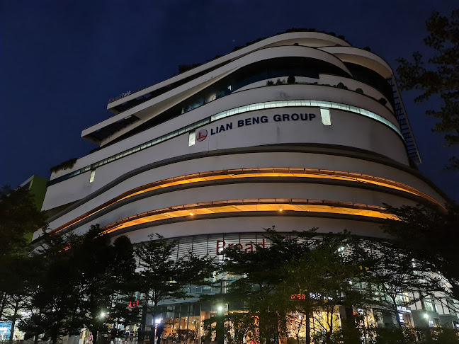 BreadTalk IHQ - Hospitality and gastronomy