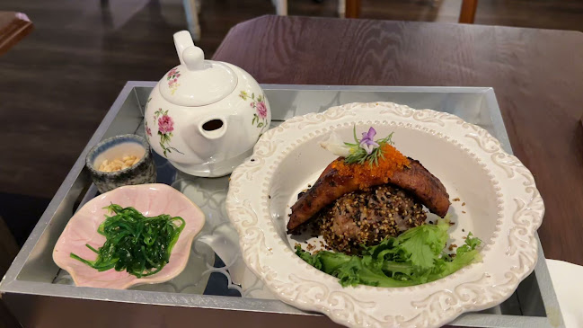 A Beautiful Day Café Tea Room + Cocktail Bar