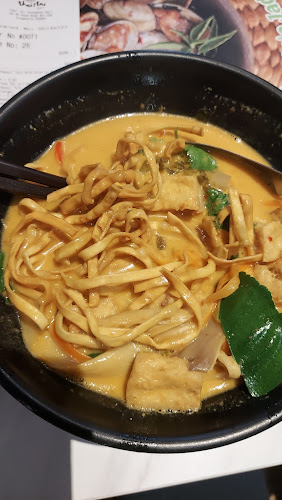 20 Ah Hood Rd, #01-08A Zhongshan Mall, Singapore 329984