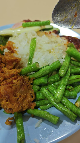Madam Lim's Nasi Lemak - Singapore