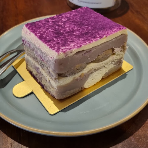 Comentarii opinii despre Cafe Lilac by Whisking Bakes