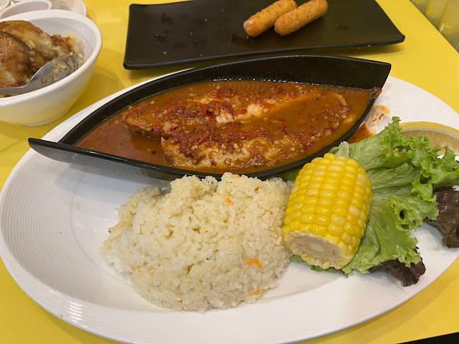 The Manhattan Fish Market - Hospitality and gastronomy