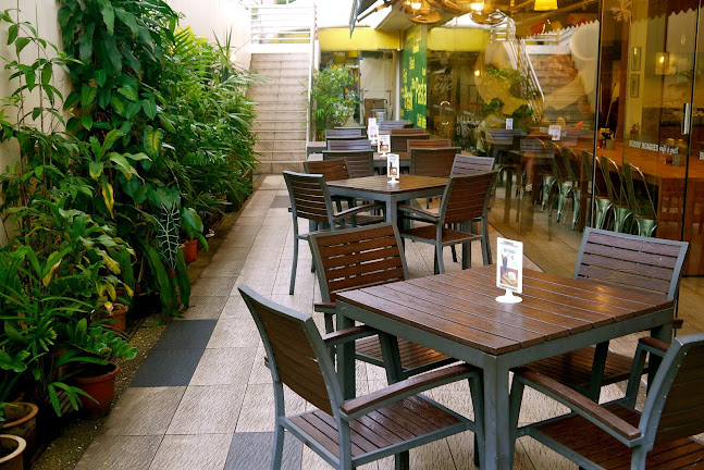 Buddy Hoagies Steak & Grill Restaurant (Bukit Timah) - Hospitality and gastronomy