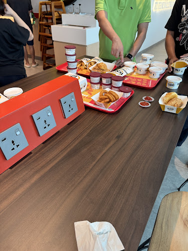 Singapore Changi Airport, #03-22 Viewing Mall South, Terminal 2, 819643