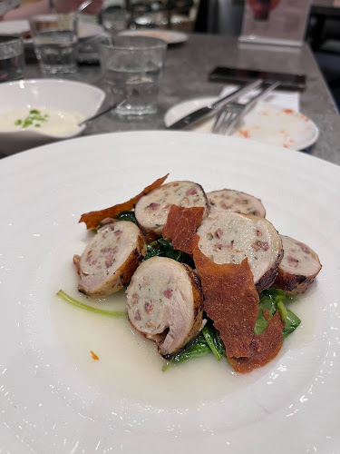 Bee Cheng Hiang Grillery (Serangoon Road) - Hospitality and gastronomy