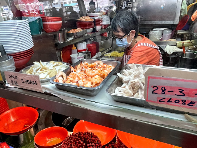 Opinii despre Wei Yi Laksa & Prawn Noodle în Singapore - Hospitality and gastronomy