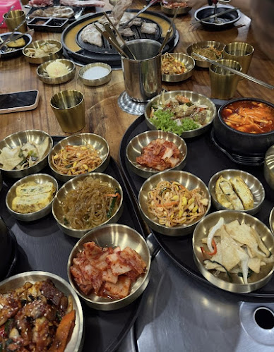 1 Pasir Ris Cl 303, #01-302 to 303 E!Avenue, 519599