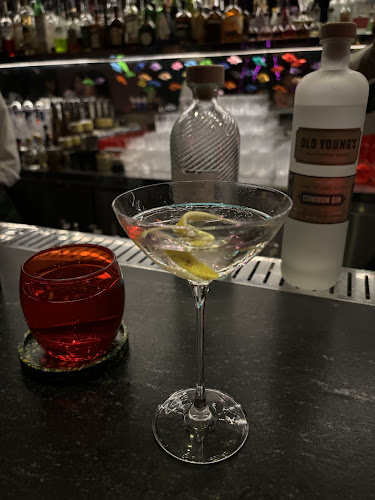 Comentarii opinii despre Jungle Ballroom