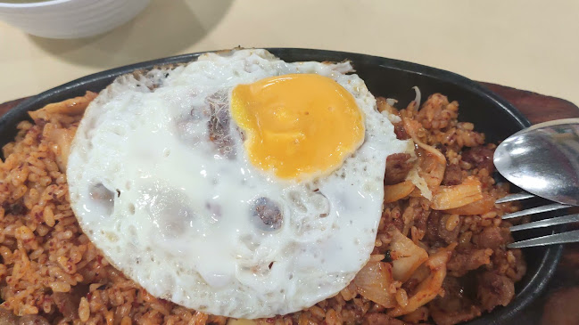 Food More @ 115B Commonwealth