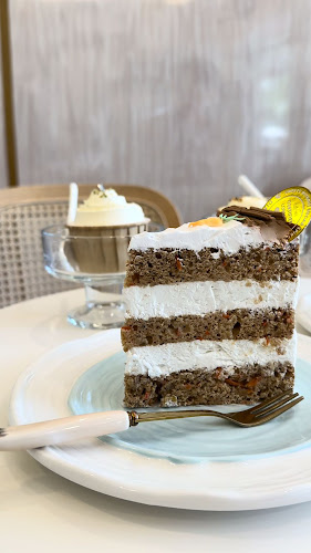 Comentarii opinii despre Delcie's Desserts and Cakes