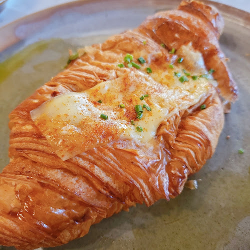 Common Man Coffee Roasters - Joo Chiat Road - Singapore