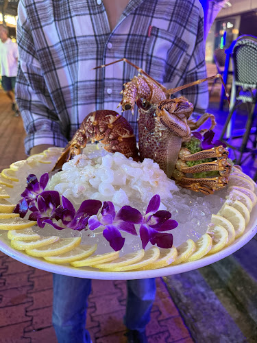 75 Boat Quay, Singapore 049863