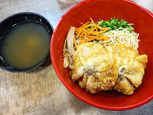 Fire Flies (formerly known as "Thunder Tree" ) - Hospitality and gastronomy