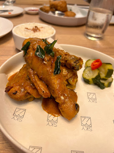 Sky22 @ Courtyard by Marriott - Hospitality and gastronomy