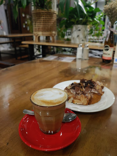 Comentarii opinii despre Knots Cafe & Living (Pasir Panjang)