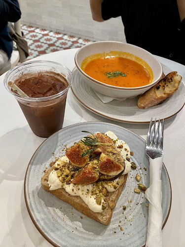 Comentarii opinii despre MICRO red house