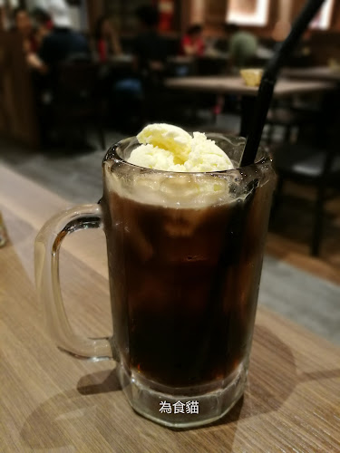 Comentarii opinii despre ASTONS Specialities @ City Square Mall