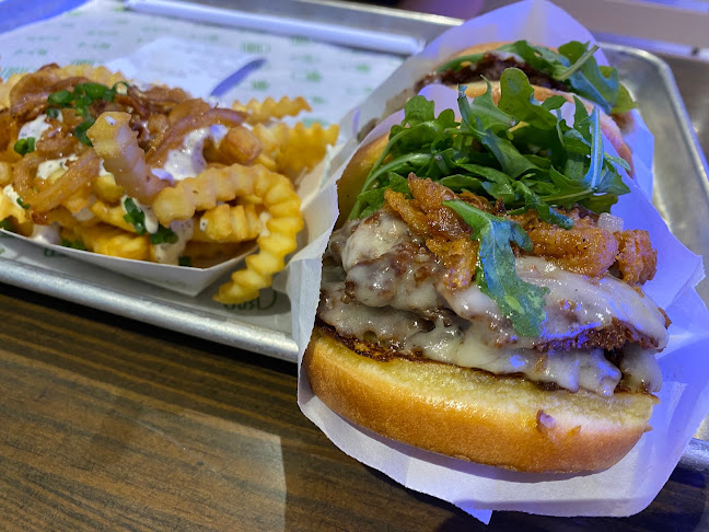 Opinii despre Shake Shack Jewel Changi în Singapore - Hospitality and gastronomy