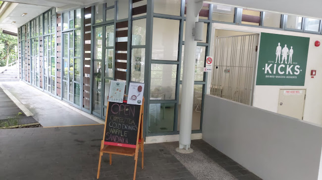 Comentarii opinii despre Kicks Cafe SG Buloh