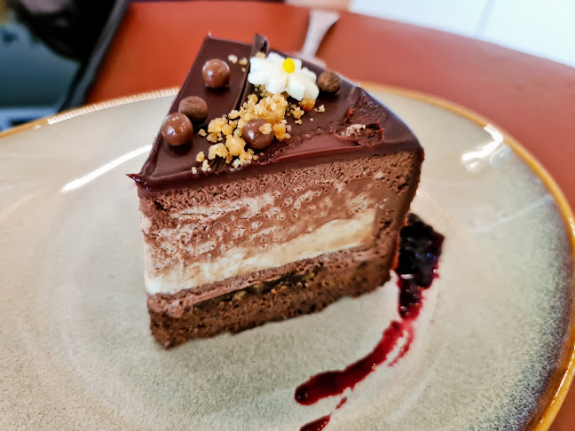 80 Mohamed Sultan Rd, #01-11, Singapore 239013