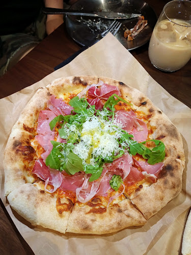 Yeast Side - Sourdough Pizza & Craft Beer (Farrer Park)